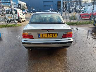 BMW 3-serie 318i E36 Cabriolet 85kw picture 5