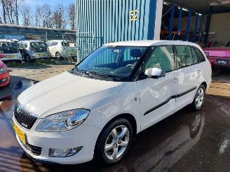 Schadeauto Skoda Fabia Fabia II Combi Combi 5-drs 1.2 TDI 12V 2011/10