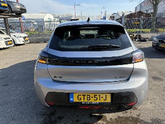 Peugeot 208 1.2 Hybrid 74KW Autom. E-DCS6 Active Clima Navi Led NAP picture 5