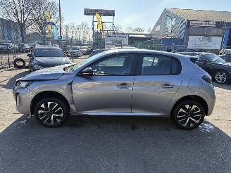 Peugeot 208 1.2 Hybrid 74KW Autom. E-DCS6 Active Clima Navi Led NAP picture 4