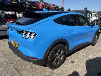 Coche accidentado Ford Mustang Mach-e 75 kWh RWD 198KW Clima Navi Leer Camera NAP 2023/1