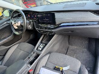 Skoda Octavia 1.5 E-TSI 110KW Autom. Clima Navi Business Edition Sfeerverlichting picture 7