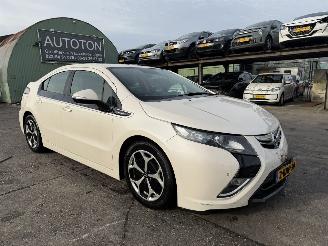 škoda osobní automobily Opel Ampera 1.4 Hybrid 111KW Autom. Clima Navi Leer Camera 2013/4
