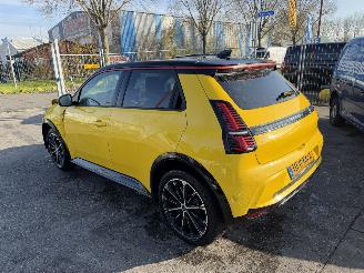 Renault 5 52 kWh 110KW Comfort Range Iconic Cing Clima Navi picture 2