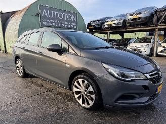 škoda osobní automobily Opel Astra 1.6 CDTI 81KW Clima Navi Led Xenon Business 2016/10