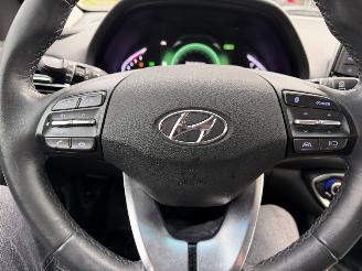 Hyundai I-30 1.0 T-GDI 88KW MHEV Clima Led Camera Comfort picture 11