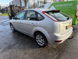 Schadeauto Ford Focus 1.6 74KW Airco Trend 5-Drs NAP 2008/4