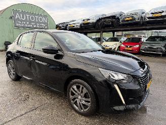 Schadeauto Peugeot 208 1.2 55KW Clima Navi Led Active Pack 5-Drs NAP 2021/1