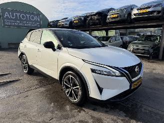 uszkodzony samochody osobowe Nissan Qashqai 1.3 MHEV 116KW Autom. Xtronic N-Style 360Camera NAP 2022/8