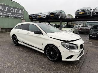 Voiture accidenté Mercedes Cla-klasse 200 115KW Autom. Pano Clima Navi Leer Shooting Brake 2016/6