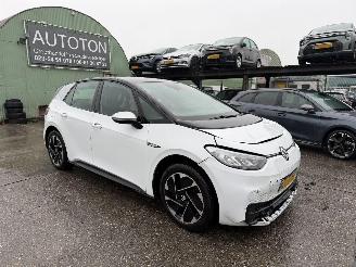 Avarii autoturisme Volkswagen ID.3 58 kWh 150KW First Clima Navi NAP 2020/11