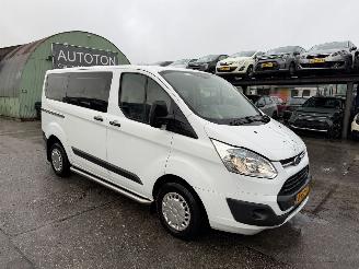 Unfallwagen Ford Transit 2.2 TDCI 74KW 9-Pers Airco Navi L1H1 2014/7