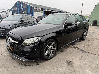 Voiture accidenté Mercedes C-klasse 180 Autom. 115KW Clima Navi  Premium Plus Pack Led 2018/12