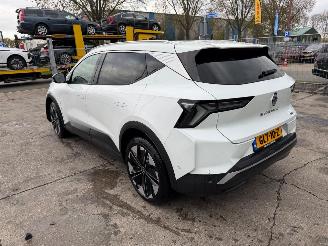 Coche accidentado Renault Scenic EV60 60kWh 125KW Clima Navi Comfort Range Techno NAP 2024/9