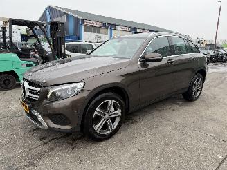 Damaged car Mercedes GLC 250 155KW Autom. Prestige 4Matic Clima Navi Leer Camera 2016/9