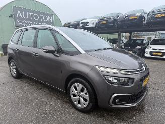 krockskadad bil auto Citroën Grand C4 Picasso 1.2 96KW Clima Navi Led 7-Pers Business 2017/7