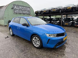 Auto incidentate Opel Astra 1.2 81KW Business Edition Clima Navi Led NAP 2022/11