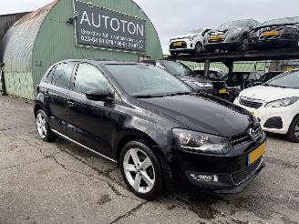 uszkodzony samochody osobowe Volkswagen Polo 1.2 TSI 66KW Highline Clima Navi 5-Drs Bleumotion NAP 2014/2