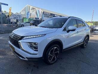 Vaurioauto  passenger cars Mitsubishi Eclipse Cross 2.4 PHEV 72KW Intense Autom. Clima Navi Led NAP 2023/9