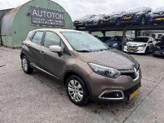 Coche accidentado Renault Captur 0.9 TCE 66KW Navi Airco Led NAP 2014/4