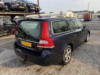 Unfallwagen Volvo V-70 2.0 D3 110KW Schuifdak Clima Navi Polar NAP 2016/8