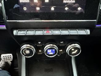 Renault Arkana E-TECH ENGINEERD picture 15