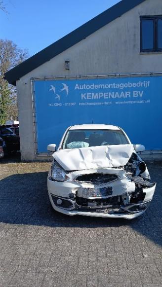 Autoverwertung Mitsubishi Space-star Space Star (A0) Hatchback 1.0 12V (3A90(Euro 5)) [52kW]  (05-2012/...)= 2016