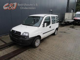 Coche siniestrado Fiat Doblo Doblo (223A/119), MPV, 2001 / 2010 1.2 2003/12