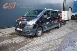 Vrakbiler auto Renault Trafic Trafic (1FL/2FL/3FL/4FL), Van, 2014 1.6 dCi 140 Twin Turbo 2015/3