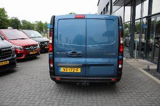 Renault Trafic 1.6 dCi T27 L1H1 Turbo2 Energy airco navi 3 zits zijschade picture 2