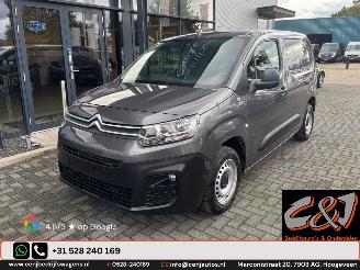 krockskadad bil bedrijf Citroën Berlingo  2019/8