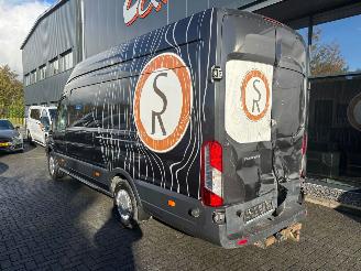 Ford Transit  picture 3