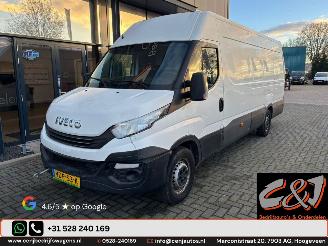 krockskadad bil bedrijf Iveco New daily  2017/3