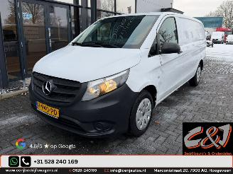 dañado vehículos comerciales Mercedes Vito  2018/5
