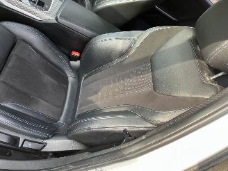 BMW 3-serie 330 E HIGH  EXECUTIVE picture 14