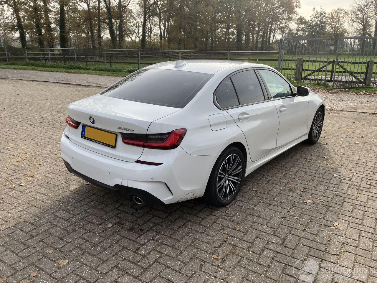 BMW 3-serie 330 E HIGH  EXECUTIVE