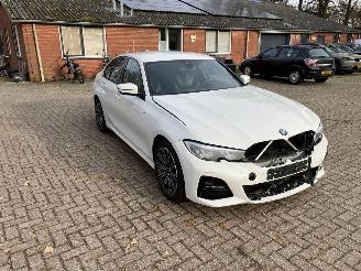 BMW 3-serie 330 E HIGH  EXECUTIVE picture 8