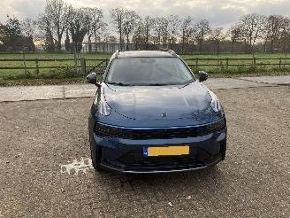 krockskadad bil auto Lynk & Co 01  2022/10