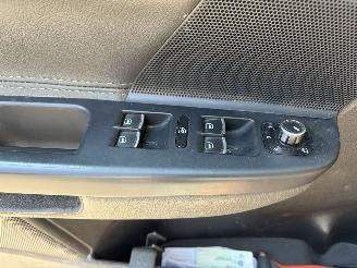 Volkswagen Golf  picture 13