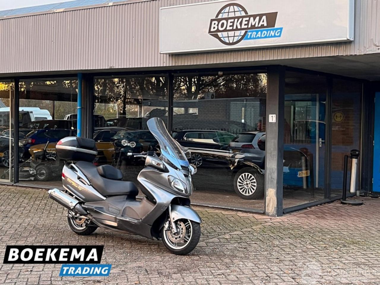 Suzuki Burgman 650 AN Executive