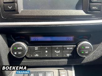 Toyota Auris 1.8 Hybrid Executive Navigatie Climate Cruise PDC picture 27