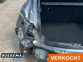 Mazda 3 2.0 GT-M Navigatie Bose Keyless HUD Leer Stoelverw. picture 17