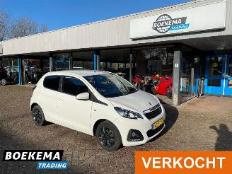 damaged passenger cars Peugeot 108 1.0 e-VTi Active Airco Cruise 5-Drs 2018/12