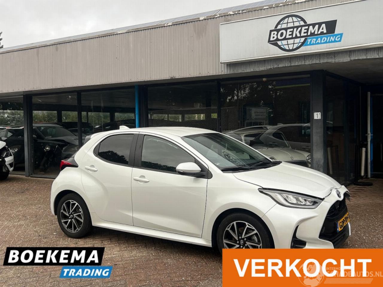 Toyota Yaris 1.5 Hybrid Keyless Navi Climate Cruise stoelverw.