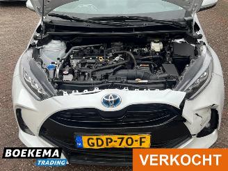 Toyota Yaris 1.5 Hybrid Keyless Navi Climate Cruise stoelverw. picture 10