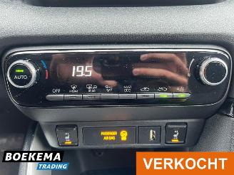 Toyota Yaris 1.5 Hybrid Keyless Navi Climate Cruise stoelverw. picture 26