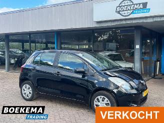 Vaurioauto  passenger cars Toyota Yaris 1.0 VVTi Spirit Airco 5-Deurs 2008/3