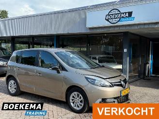 krockskadad bil auto Renault Scenic 1.2 TCe 131PK Limited Navigatie Climate 6-Hand 2014/11