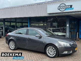skadebil auto Opel Insignia 1.8 Executive Leer Navi Memory Cruise PDC Stoelverw. 2009/3