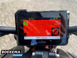 KTM 1290 Super Duke R ABS Akrapovic picture 17